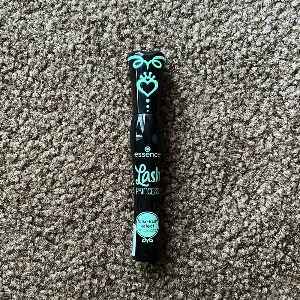 ❗️LAST 1❗️🩷5 For $25🩷 ESSENCE Lash Princess False Lash Effect Mascara